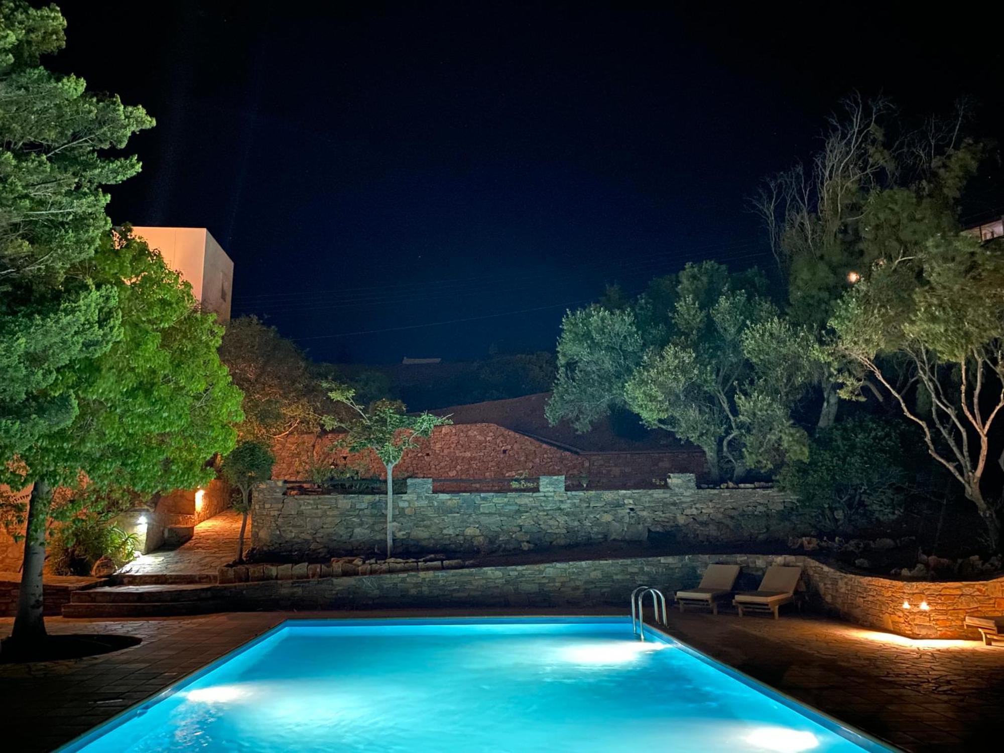 Apaggio Apartments Katapola Exterior photo